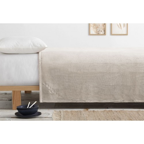 MANTA LISA TACTO SEDA COLOR CREMA